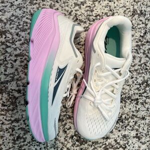 Altra Olympus running shoes